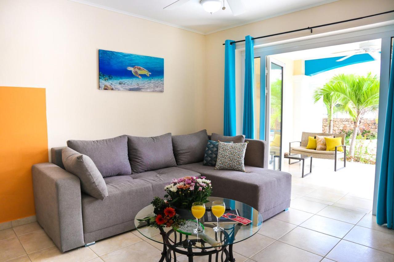 Aqua Viva Suites Kralendijk  Bagian luar foto