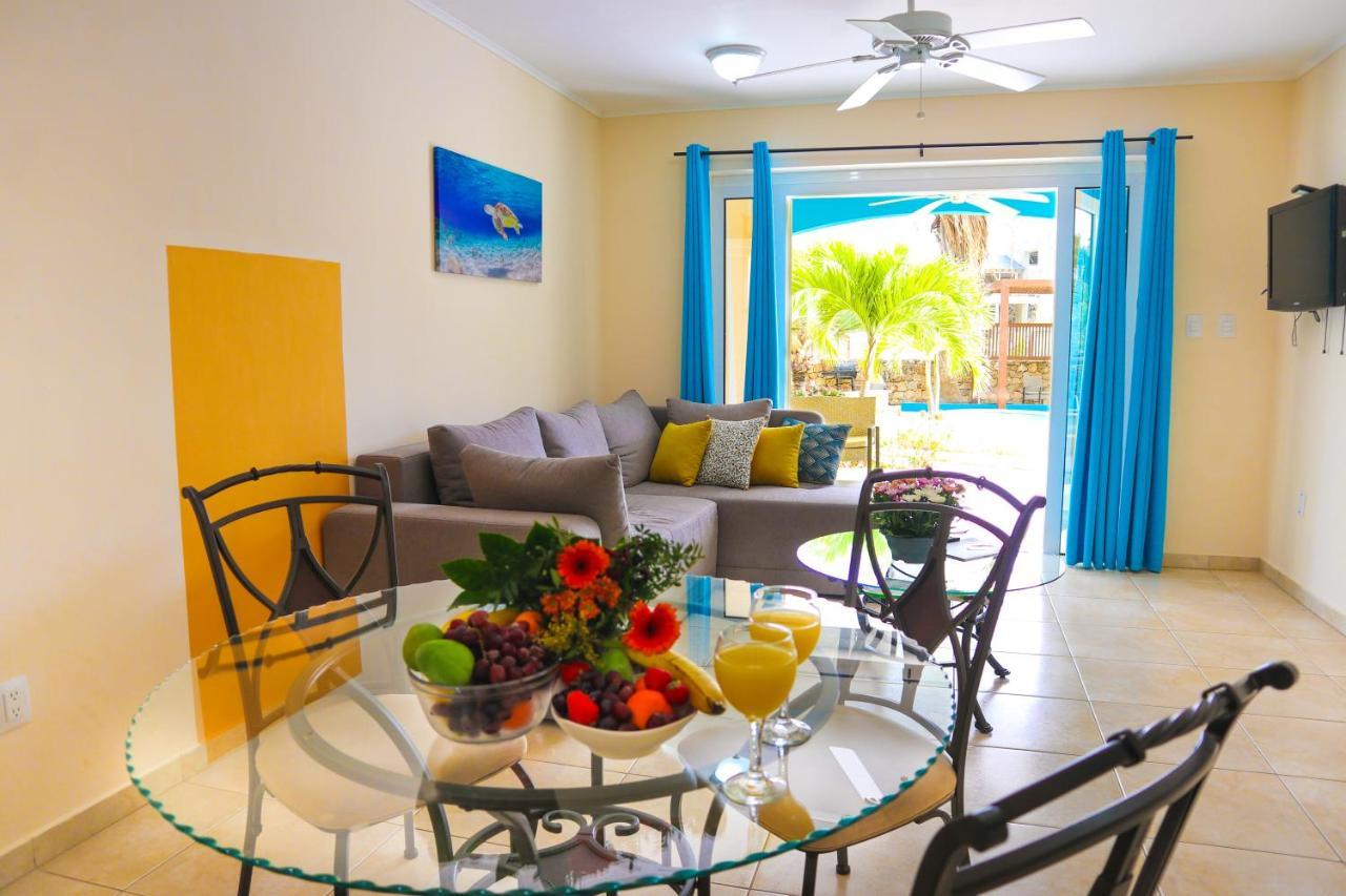 Aqua Viva Suites Kralendijk  Bagian luar foto