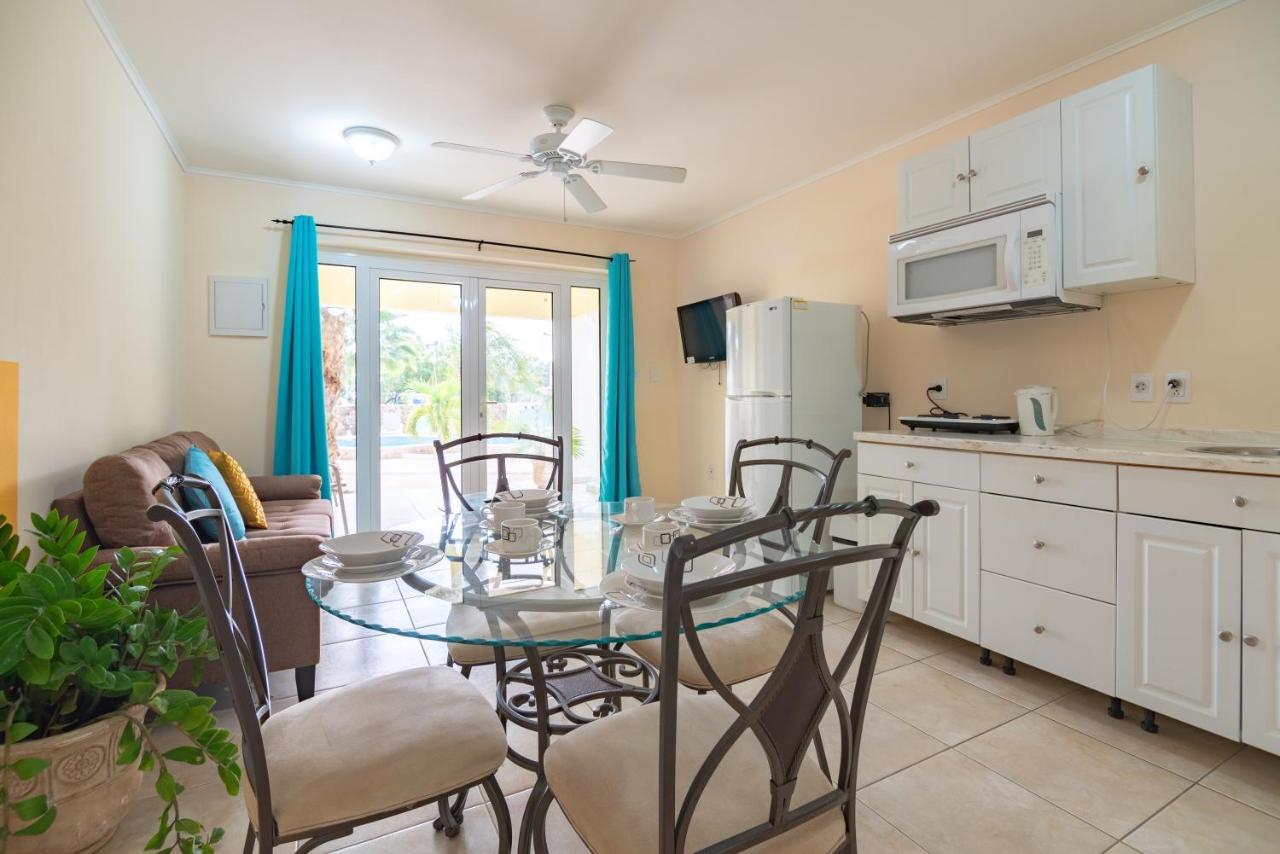 Aqua Viva Suites Kralendijk  Bagian luar foto