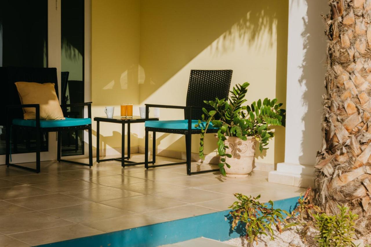Aqua Viva Suites Kralendijk  Bagian luar foto